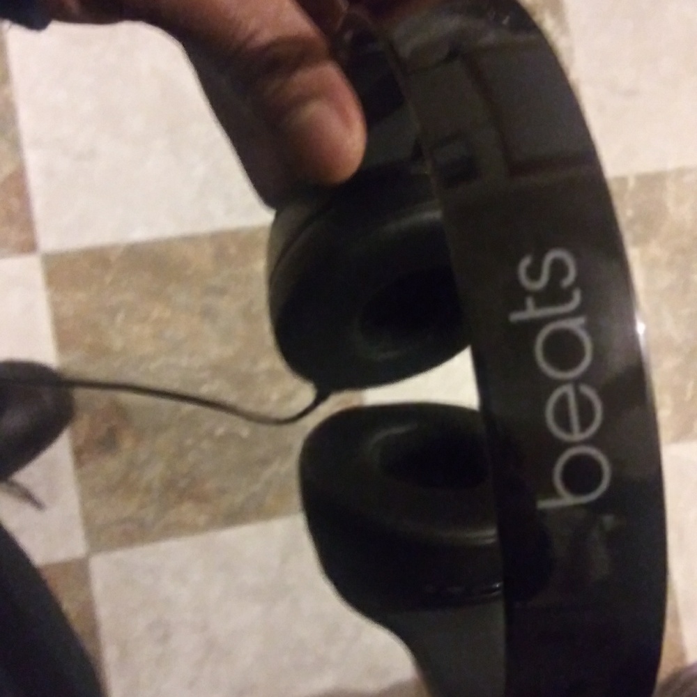 Beats wireless headphones